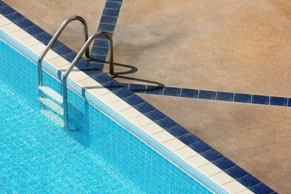 Signs You Need a Pool Resurfacing