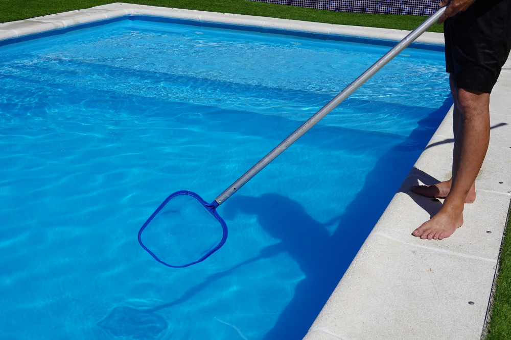 Maintaining Your Pool with Broken or Damaged Equipment